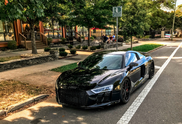 Audi R8 V10 Plus 2015