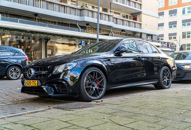 Mercedes-AMG E 63 S W213