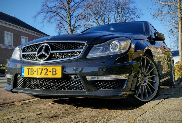 Mercedes-Benz C 63 AMG W204 2012