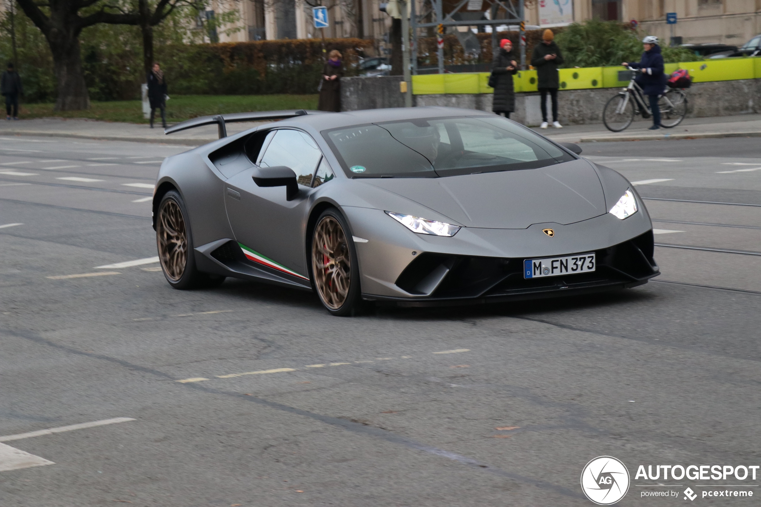 Lamborghini Huracán LP640-4 Performante