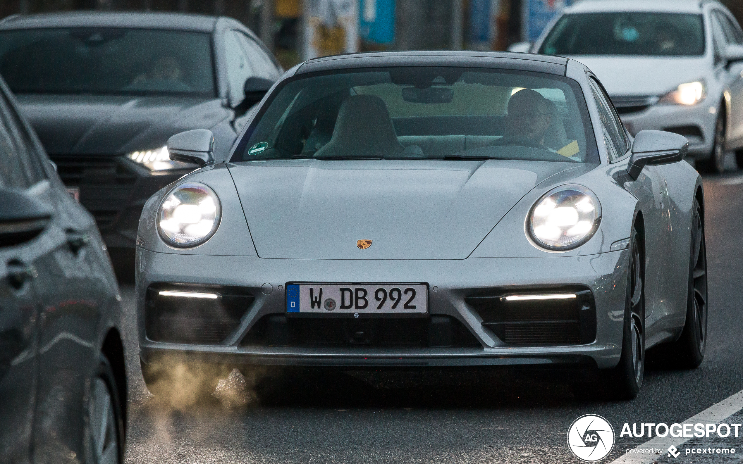 Porsche 992 Carrera 4S