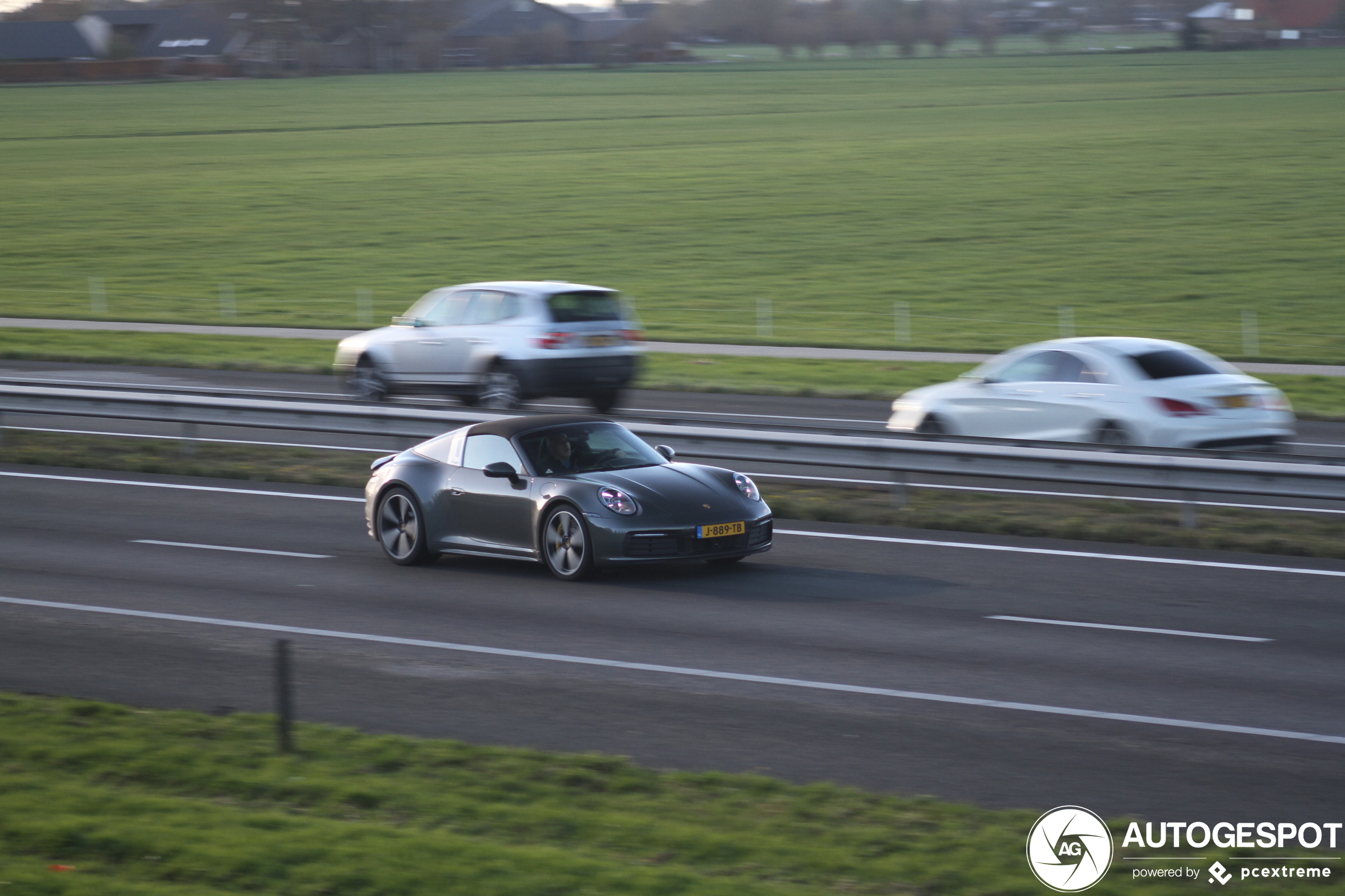 Porsche 992 Targa 4S