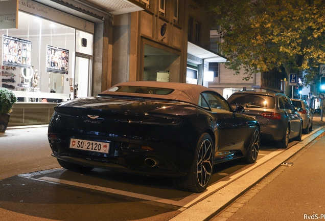 Aston Martin DB11 V8 Volante