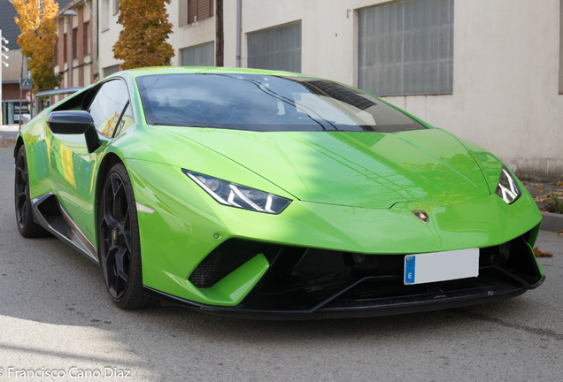 Lamborghini Huracán LP640-4 Performante