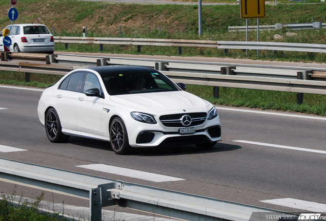 Mercedes-AMG E 63 S W213