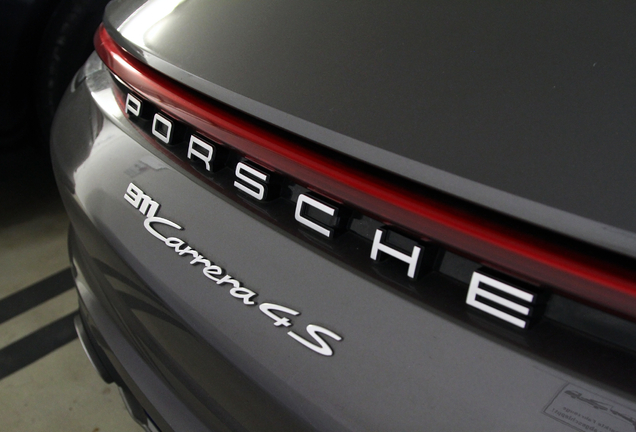 Porsche 992 Carrera 4S Cabriolet