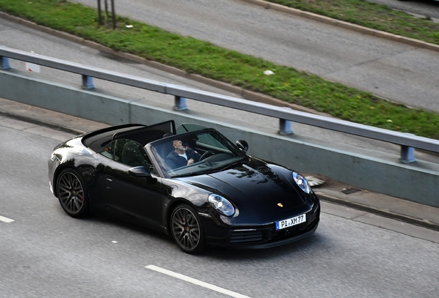 Porsche 992 Carrera 4S Cabriolet