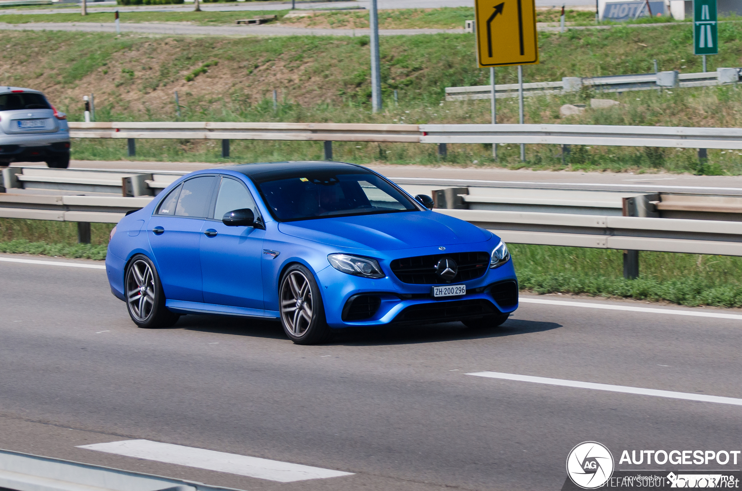 Mercedes-AMG E 63 S W213