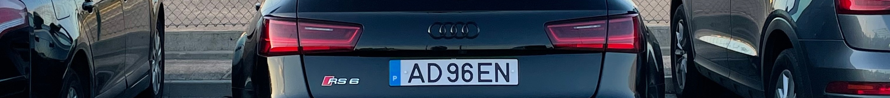 Audi RS6 Avant C7 2015