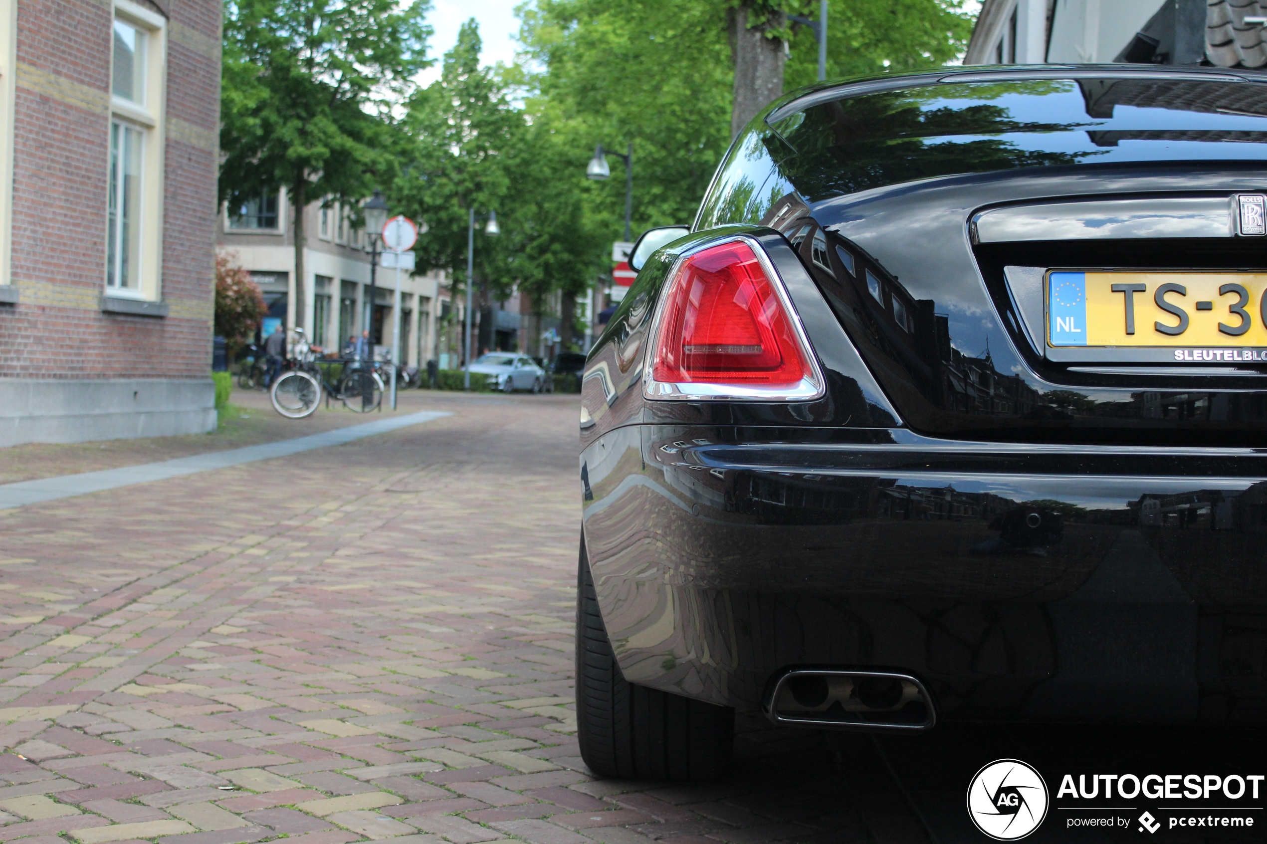 Rolls-Royce Wraith Black Badge