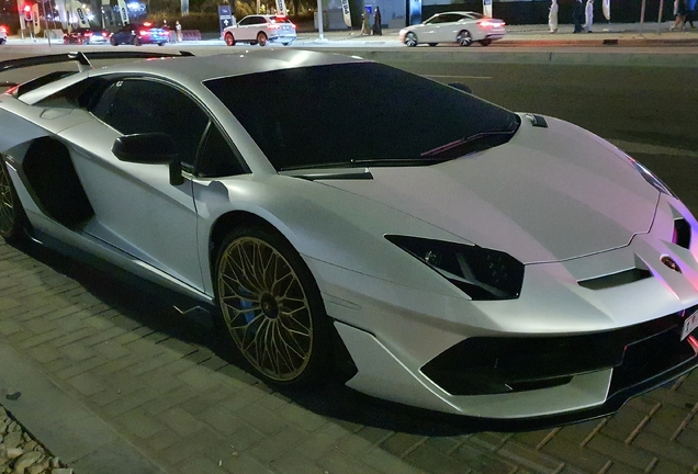 Lamborghini Aventador LP770-4 SVJ