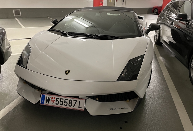 Lamborghini Gallardo LP570-4 Spyder Performante