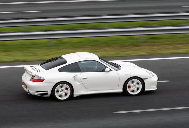 Porsche 996 Turbo