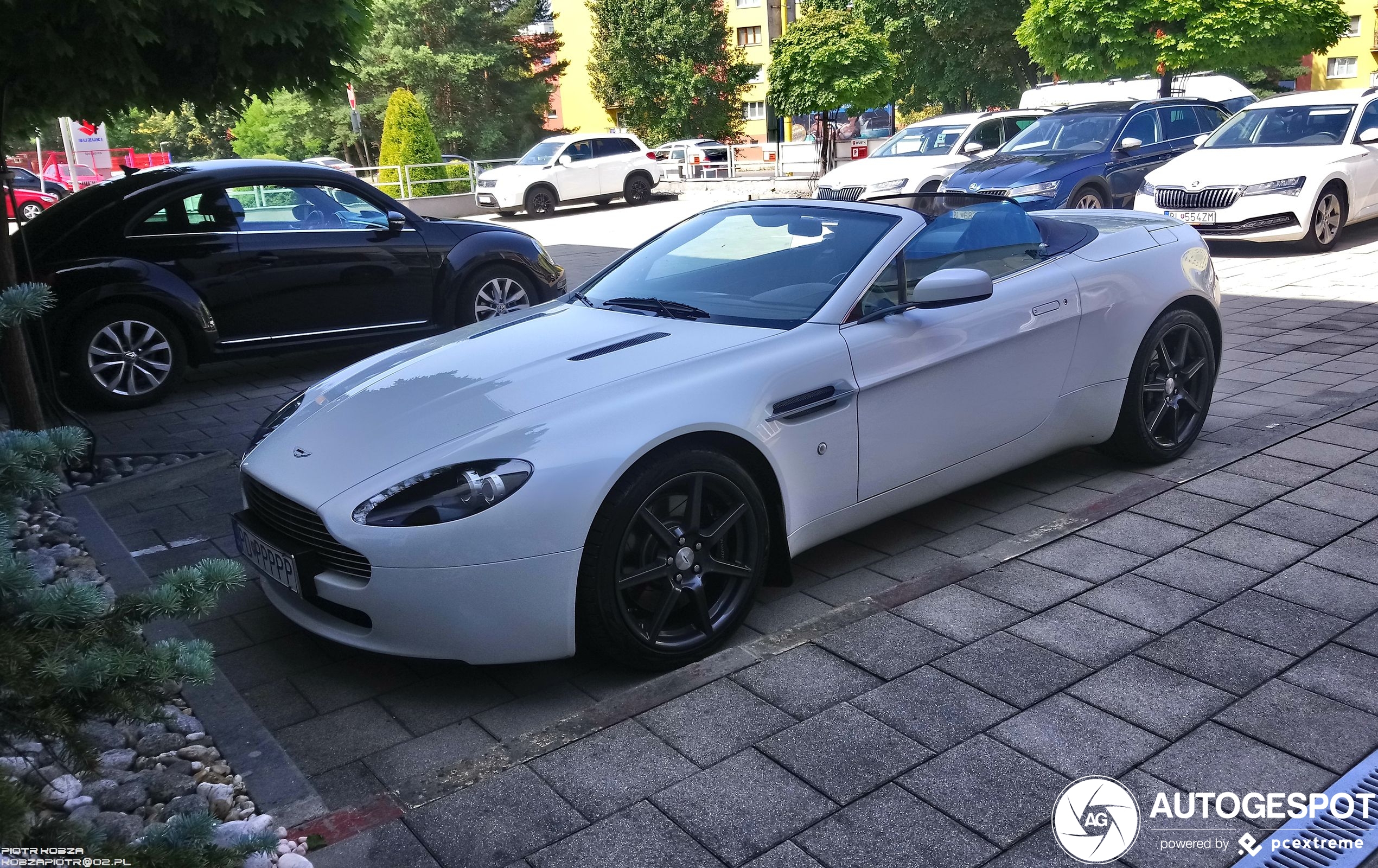 Aston Martin V8 Vantage Roadster