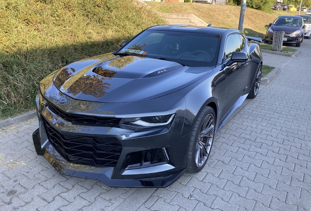 Chevrolet Camaro ZL1 2016