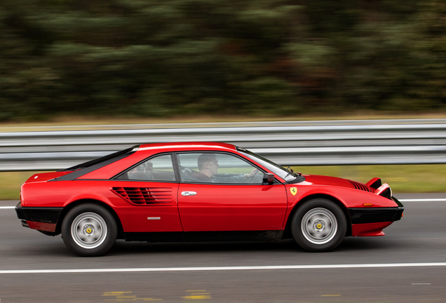 Ferrari Mondial 8