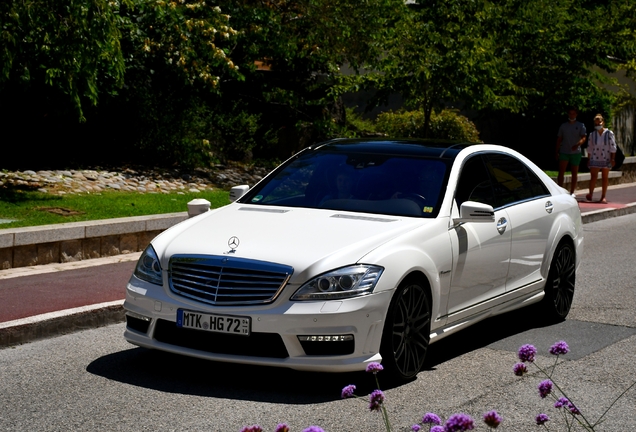 Mercedes-Benz S 63 AMG W221 2011