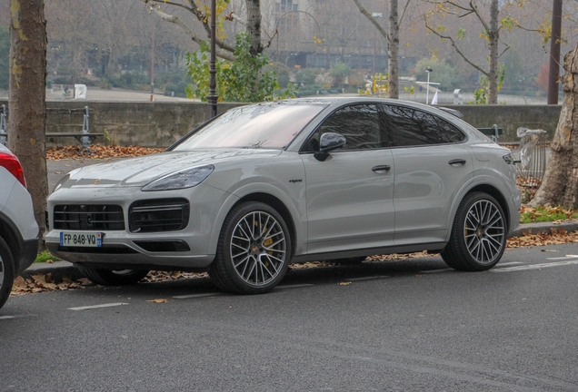 Porsche Cayenne Coupé Turbo S E-Hybrid