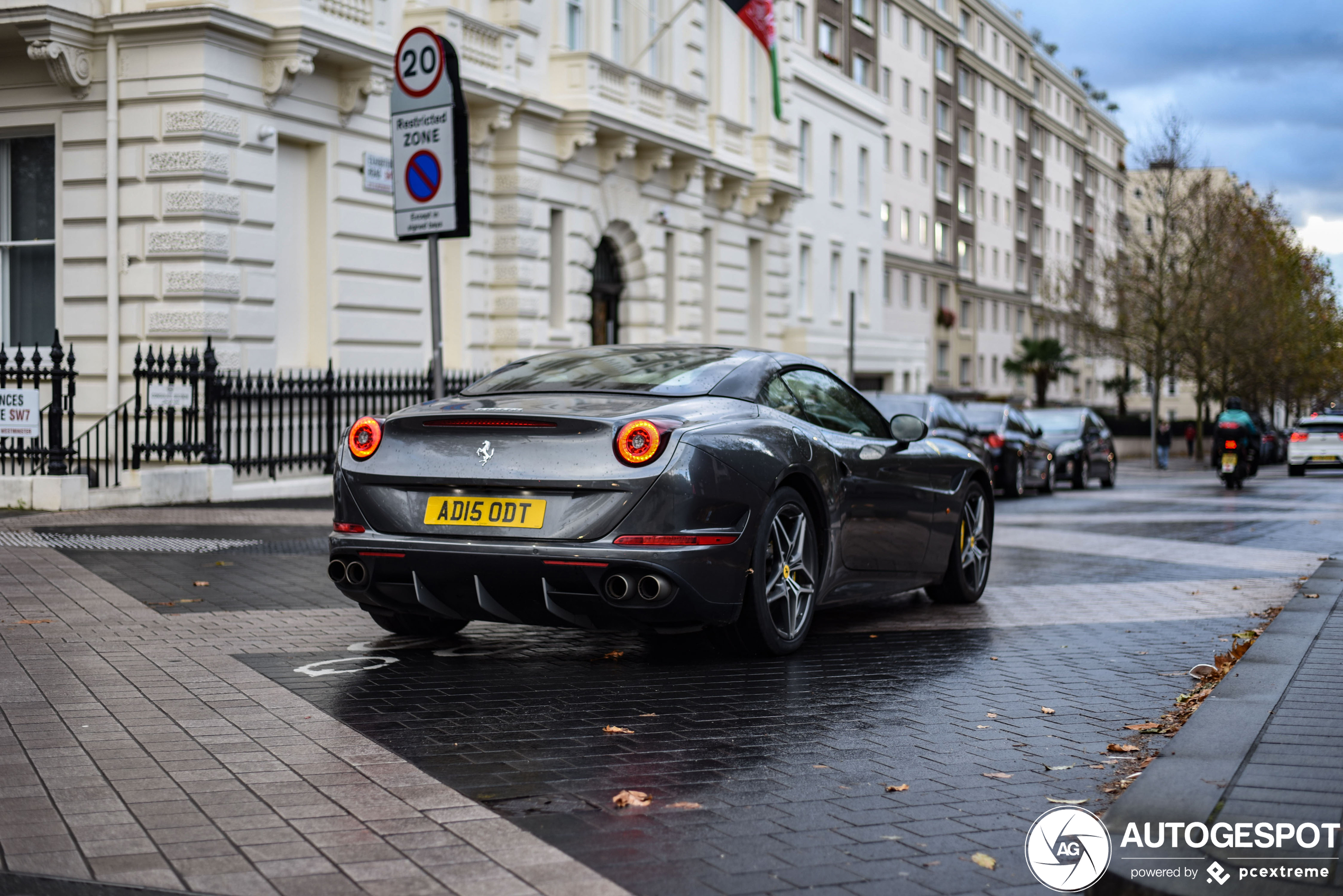 Ferrari California T