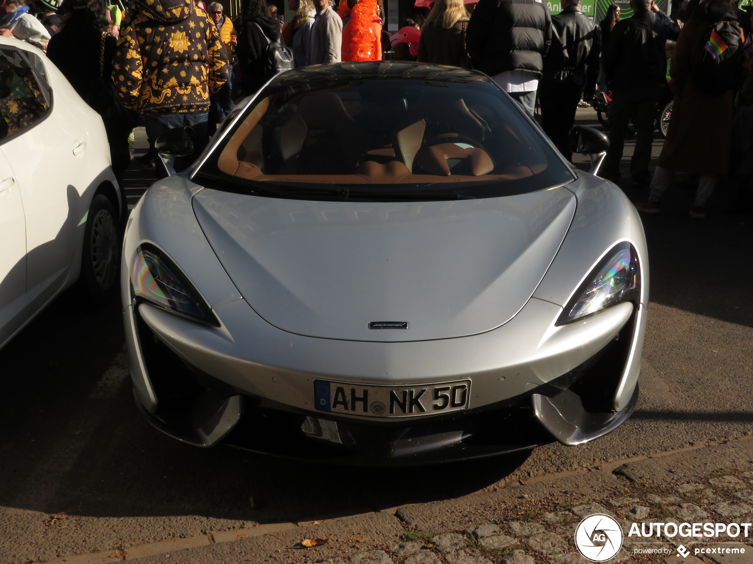 McLaren 570GT