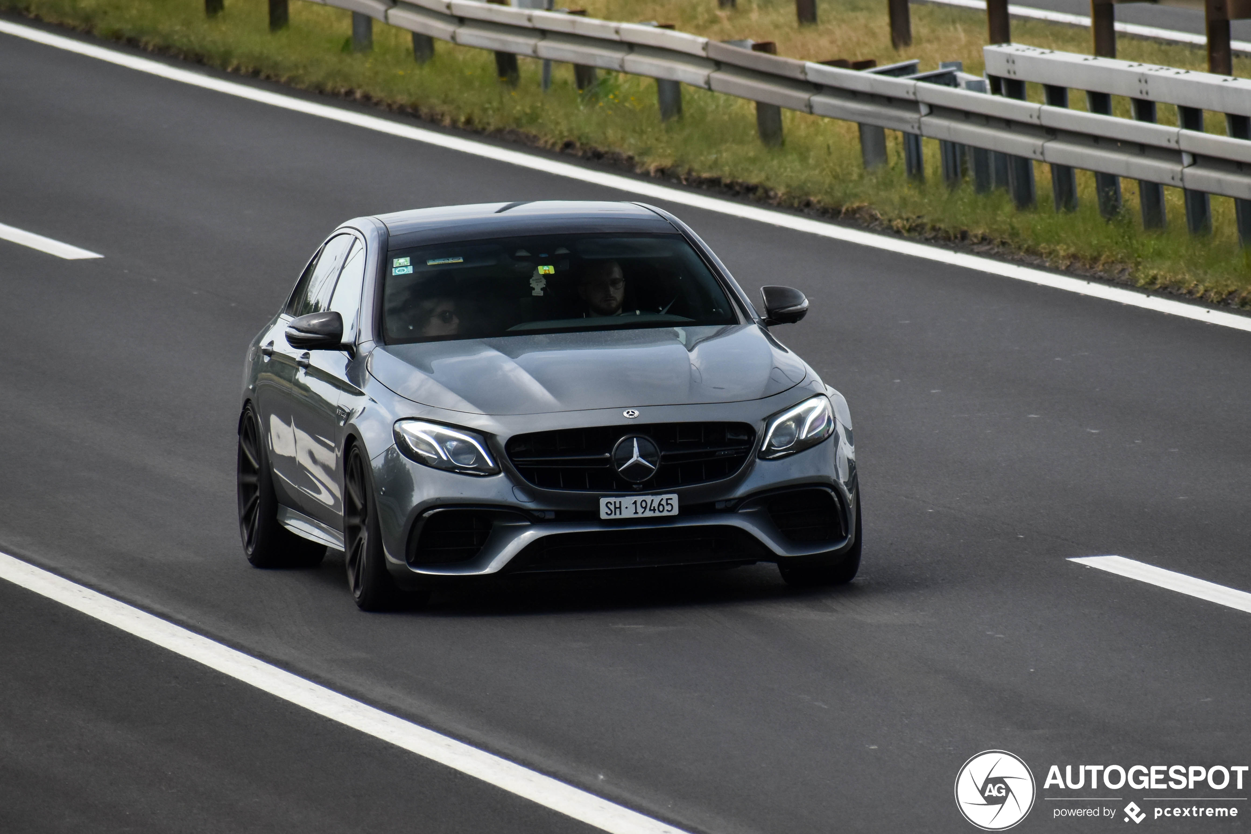 Mercedes-AMG E 63 S W213