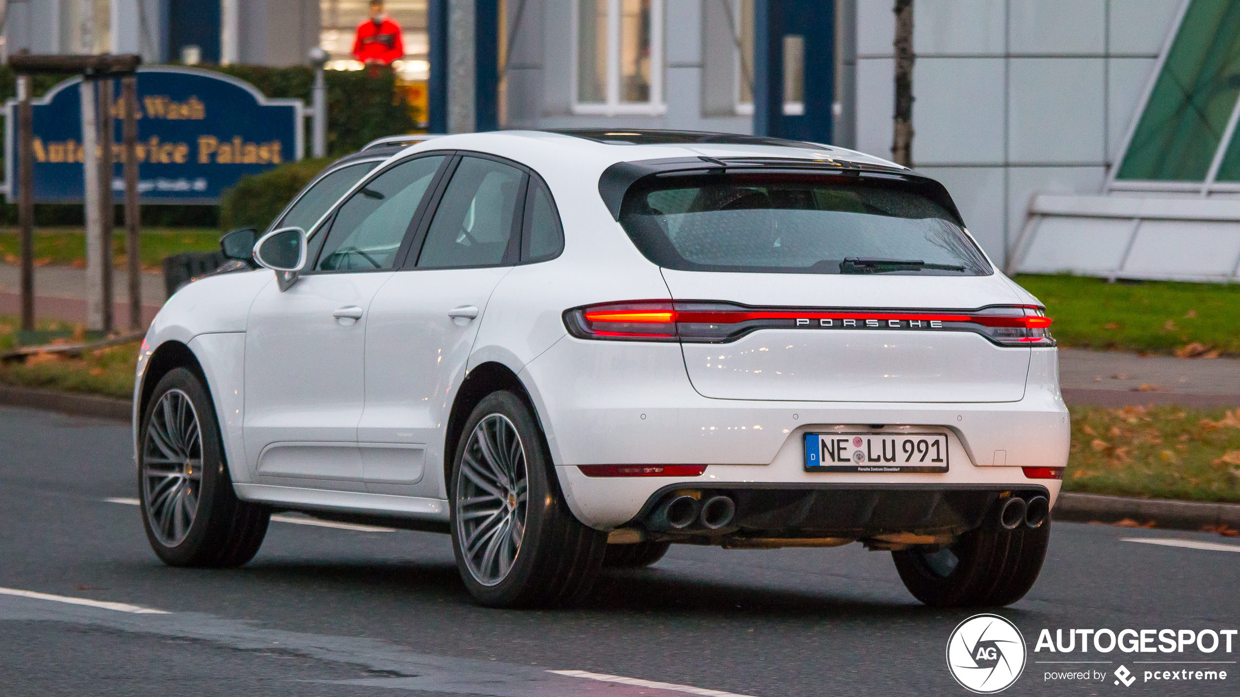 Porsche 95B Macan Turbo MkII