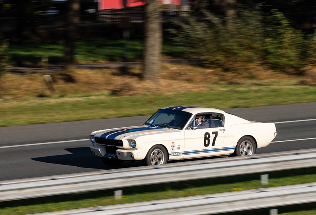 Ford Mustang Shelby G.T. 350