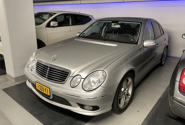 Mercedes-Benz E 55 AMG