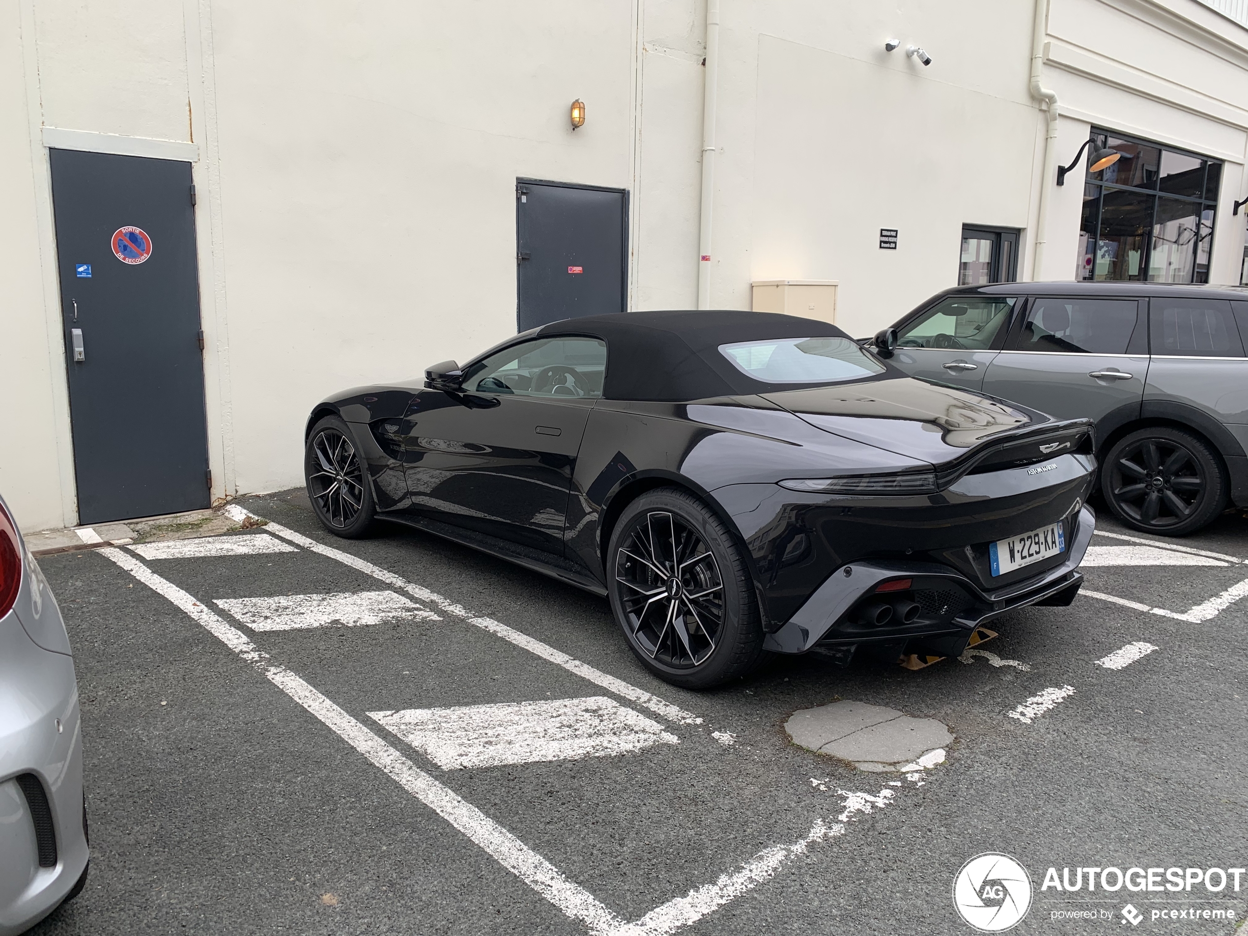 Aston Martin V8 Vantage Roadster 2020