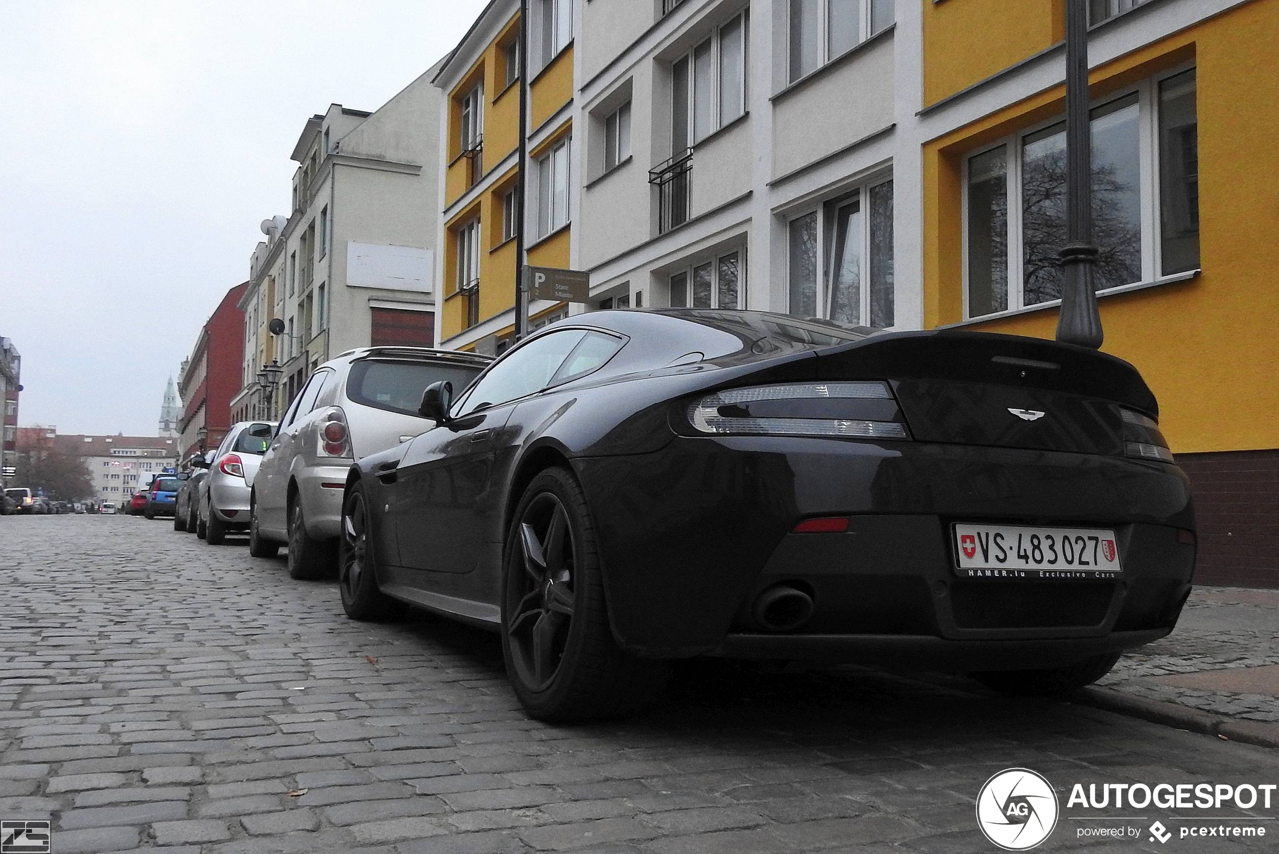 Aston Martin V8 Vantage S