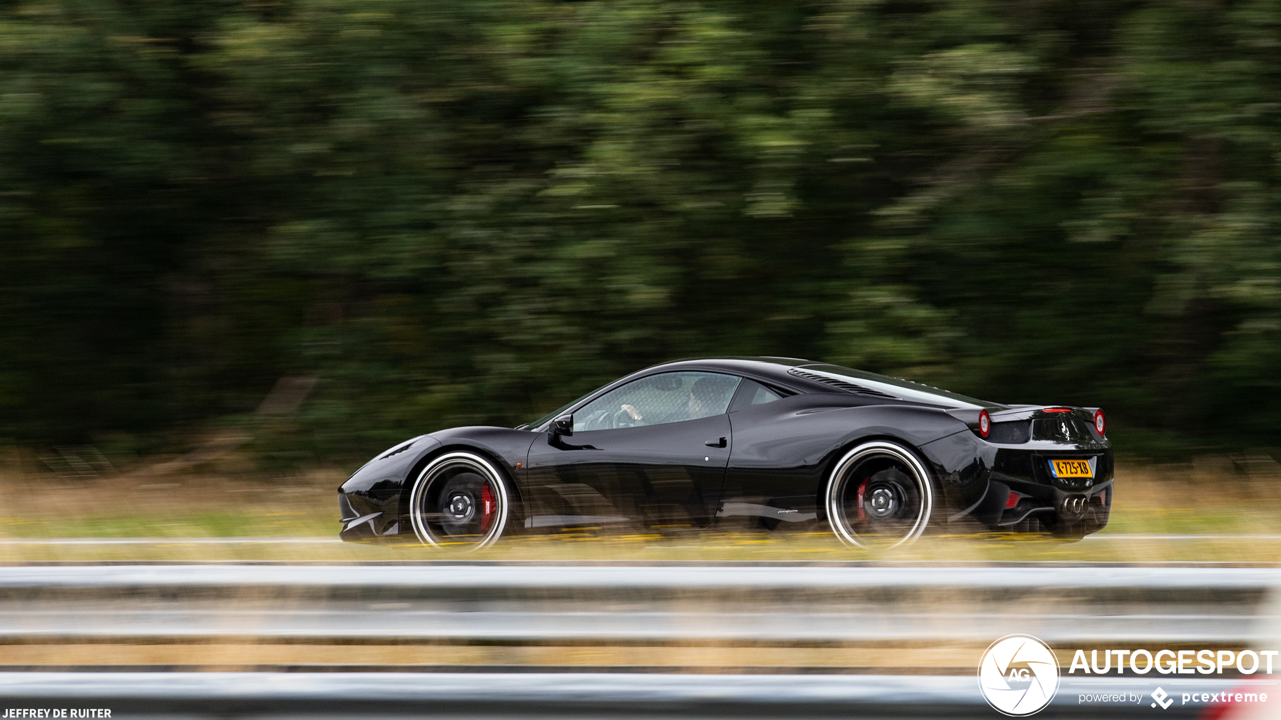 Ferrari 458 Italia Novitec Rosso