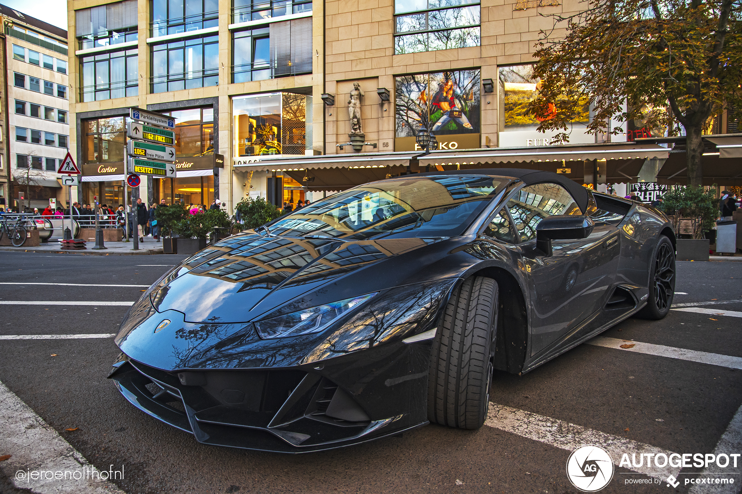 Lamborghini Huracán LP640-4 EVO Spyder