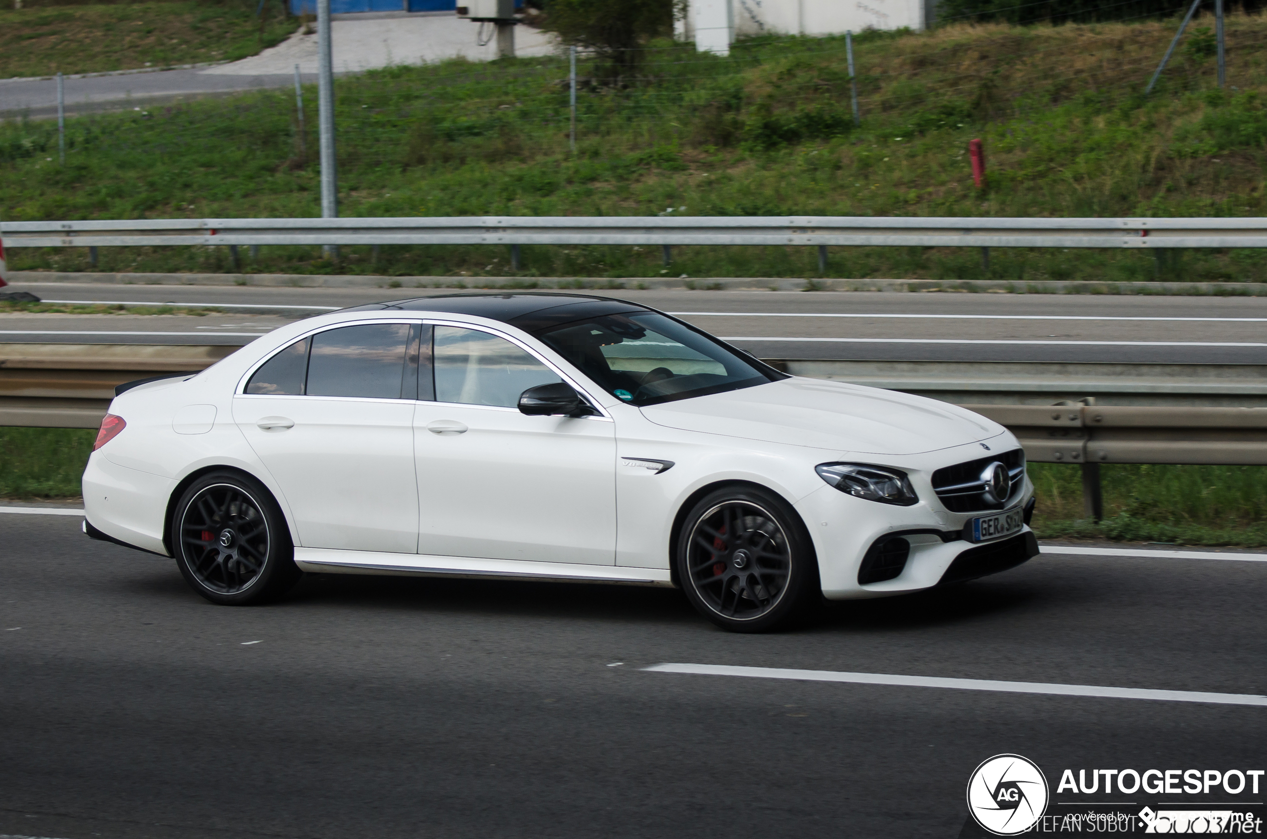 Mercedes-AMG E 63 S W213