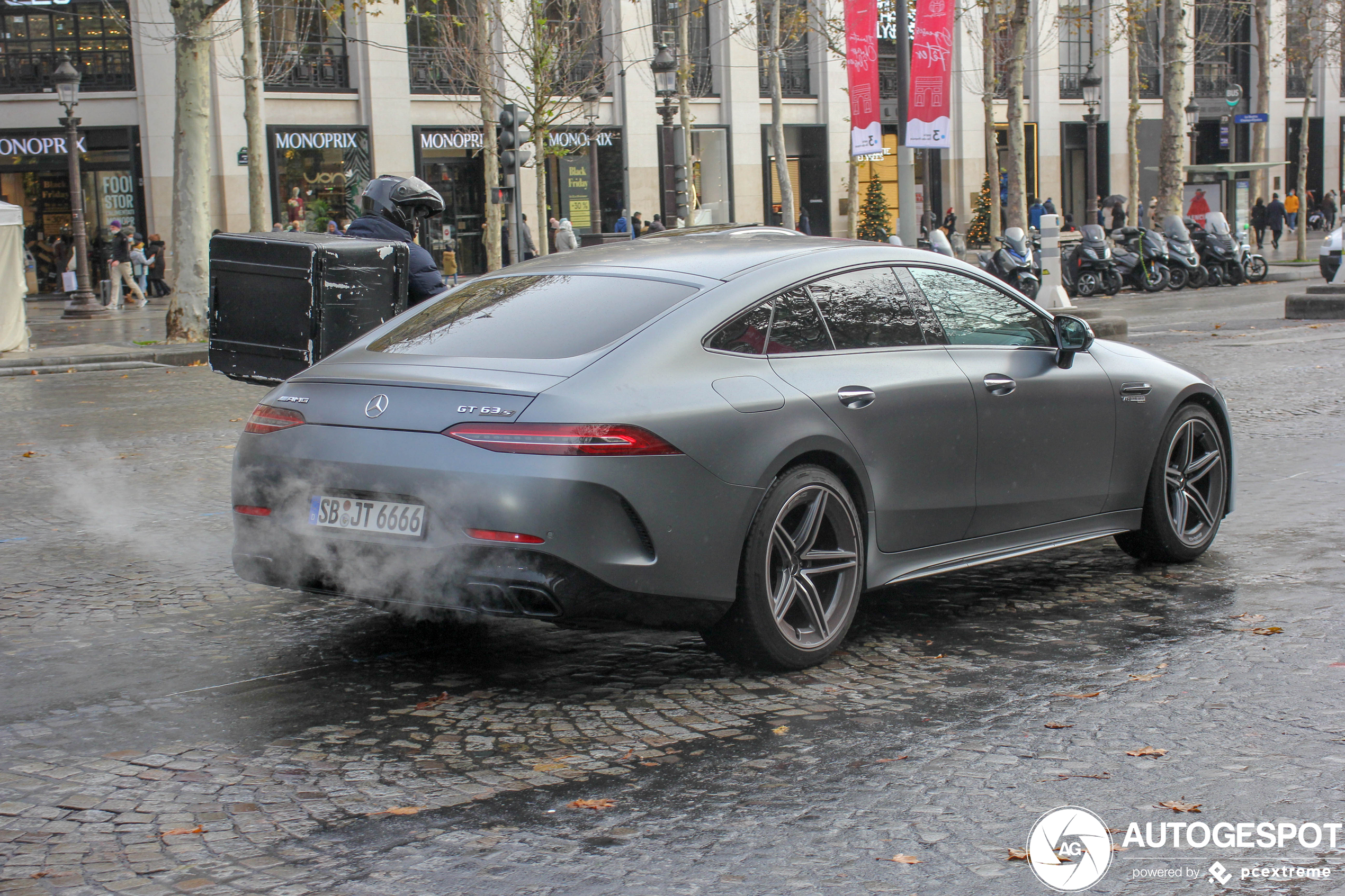 Mercedes-AMG GT 63 S X290