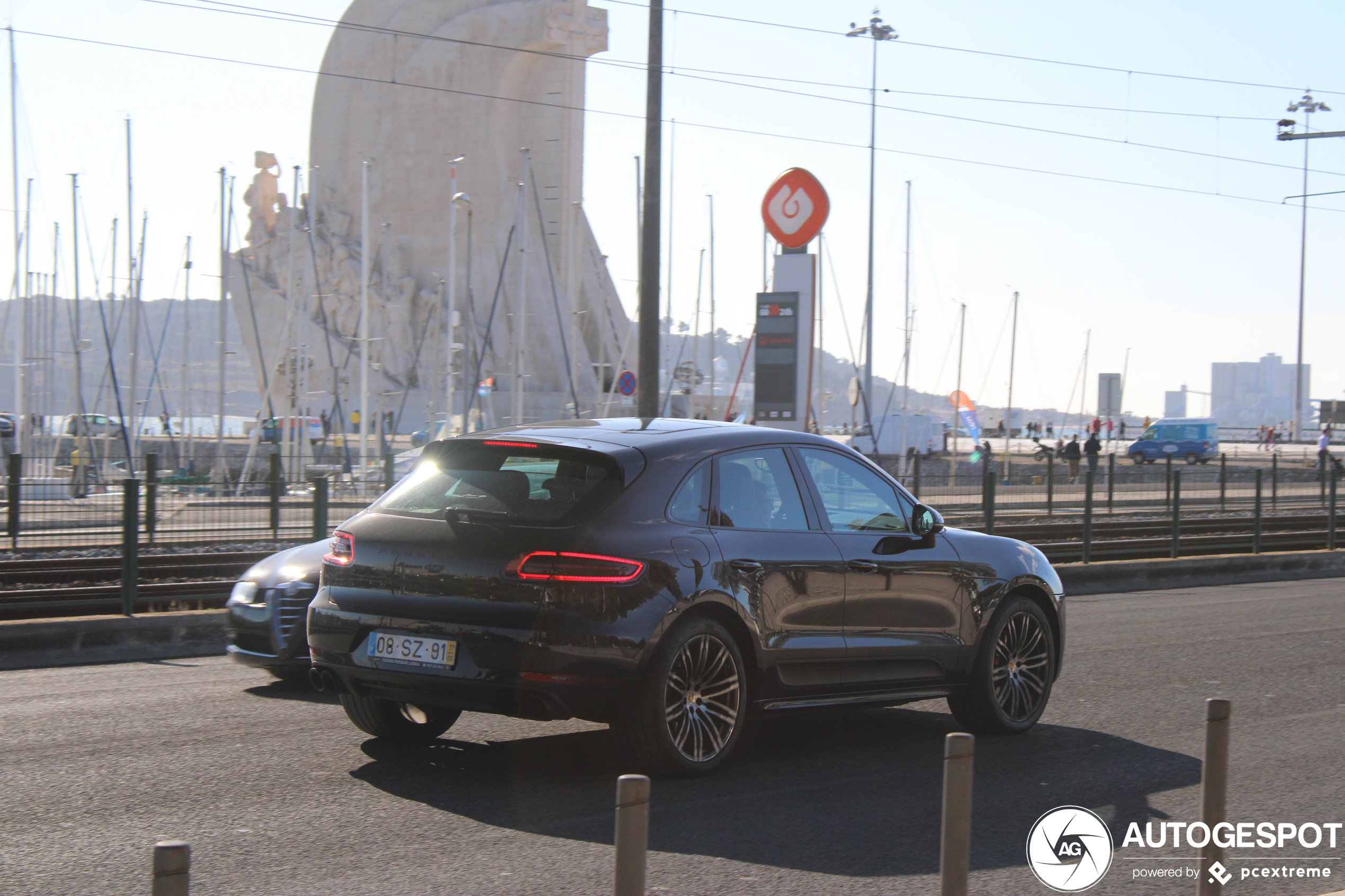 Porsche 95B Macan GTS