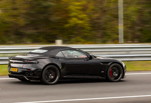 Aston Martin DBS Superleggera Volante