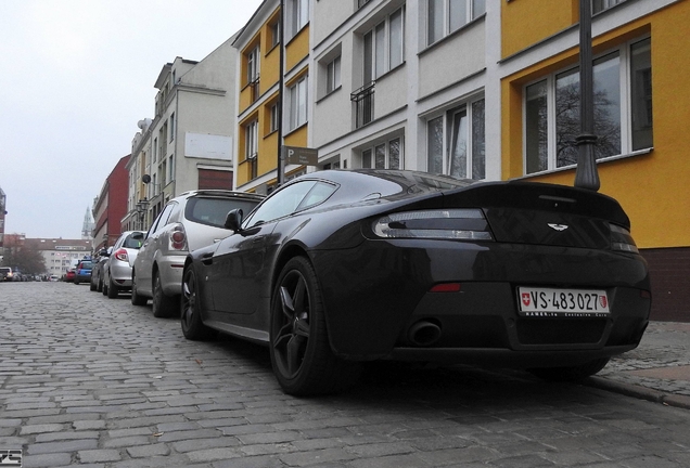 Aston Martin V8 Vantage S