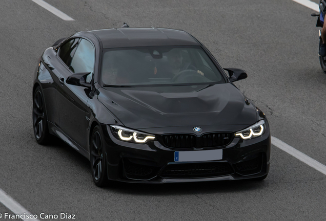 BMW M4 F82 CS