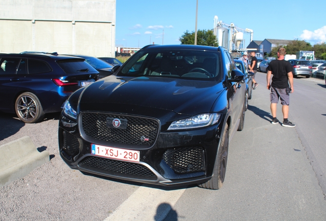 Jaguar F-PACE SVR