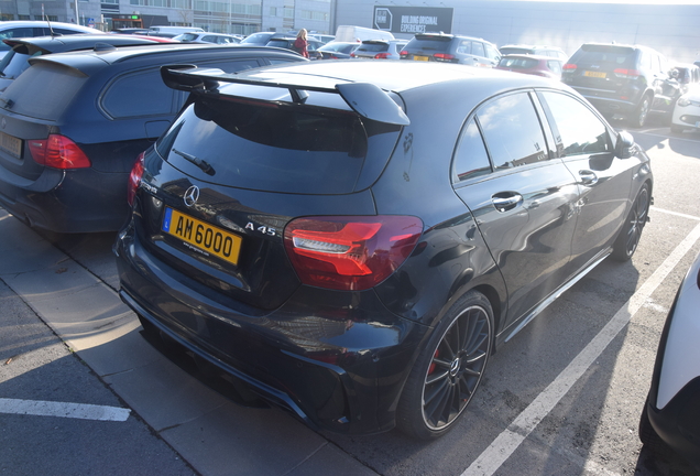 Mercedes-AMG A 45 W176 2015