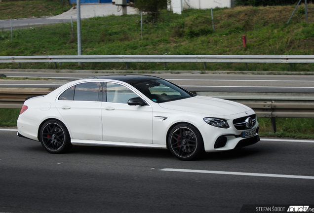 Mercedes-AMG E 63 S W213