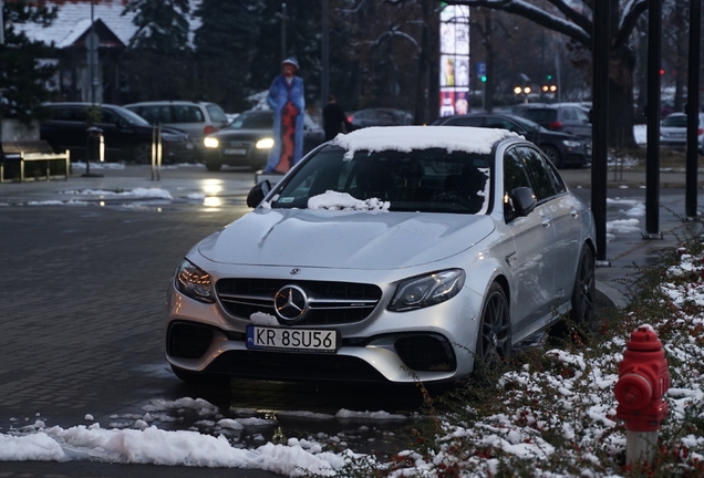 Mercedes-AMG E 63 S W213