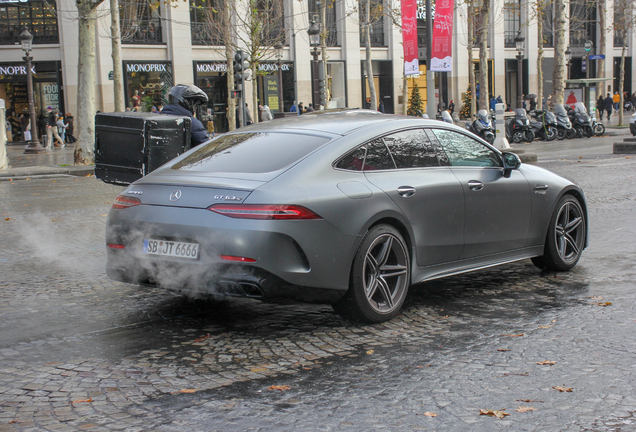 Mercedes-AMG GT 63 S X290