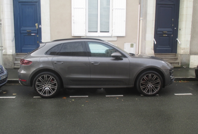 Porsche 95B Macan Turbo