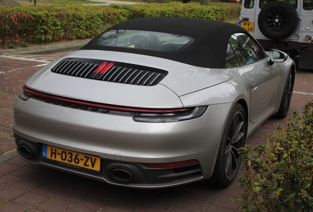 Porsche 992 Carrera 4S Cabriolet