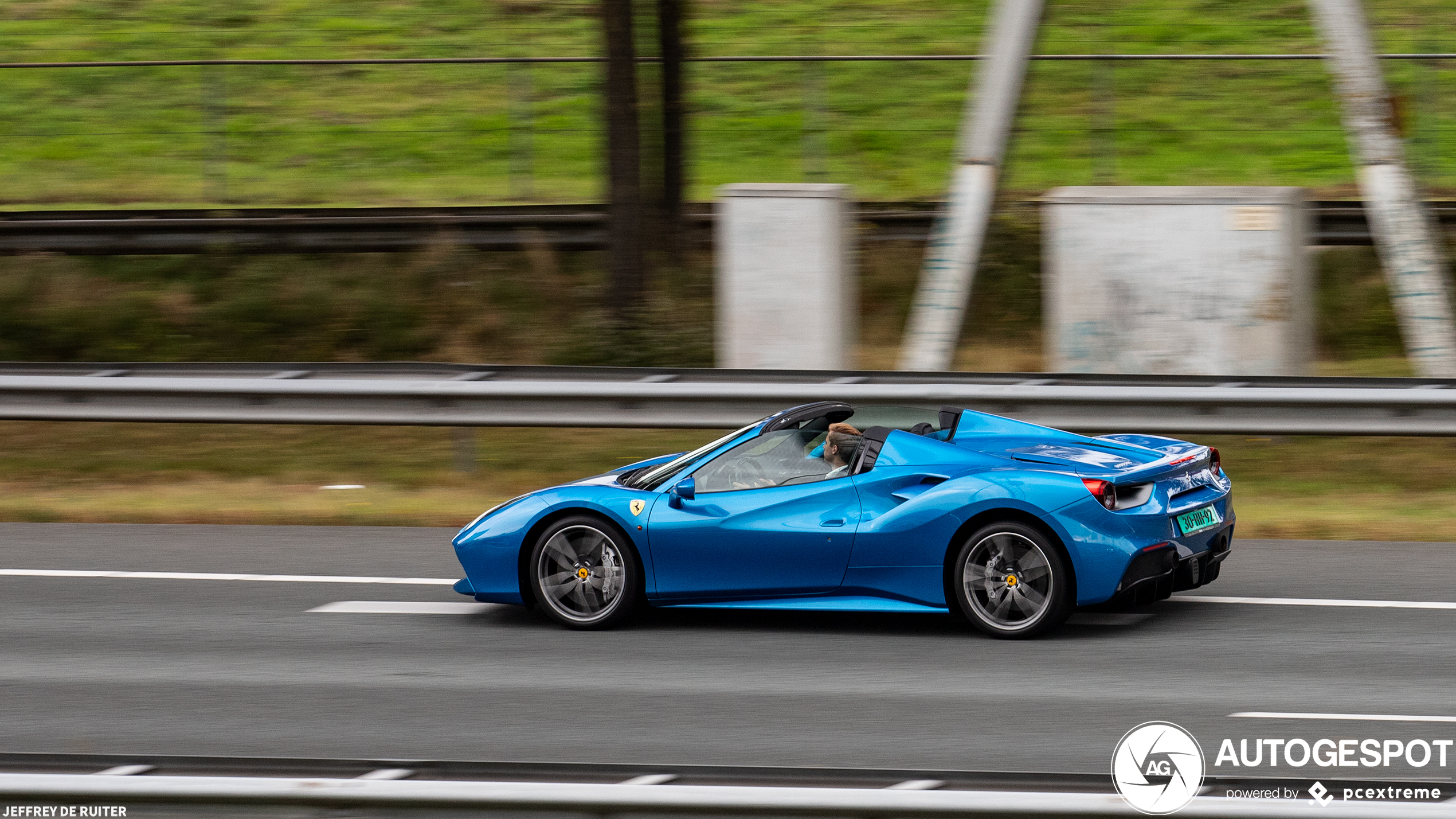 Ferrari 488 Spider