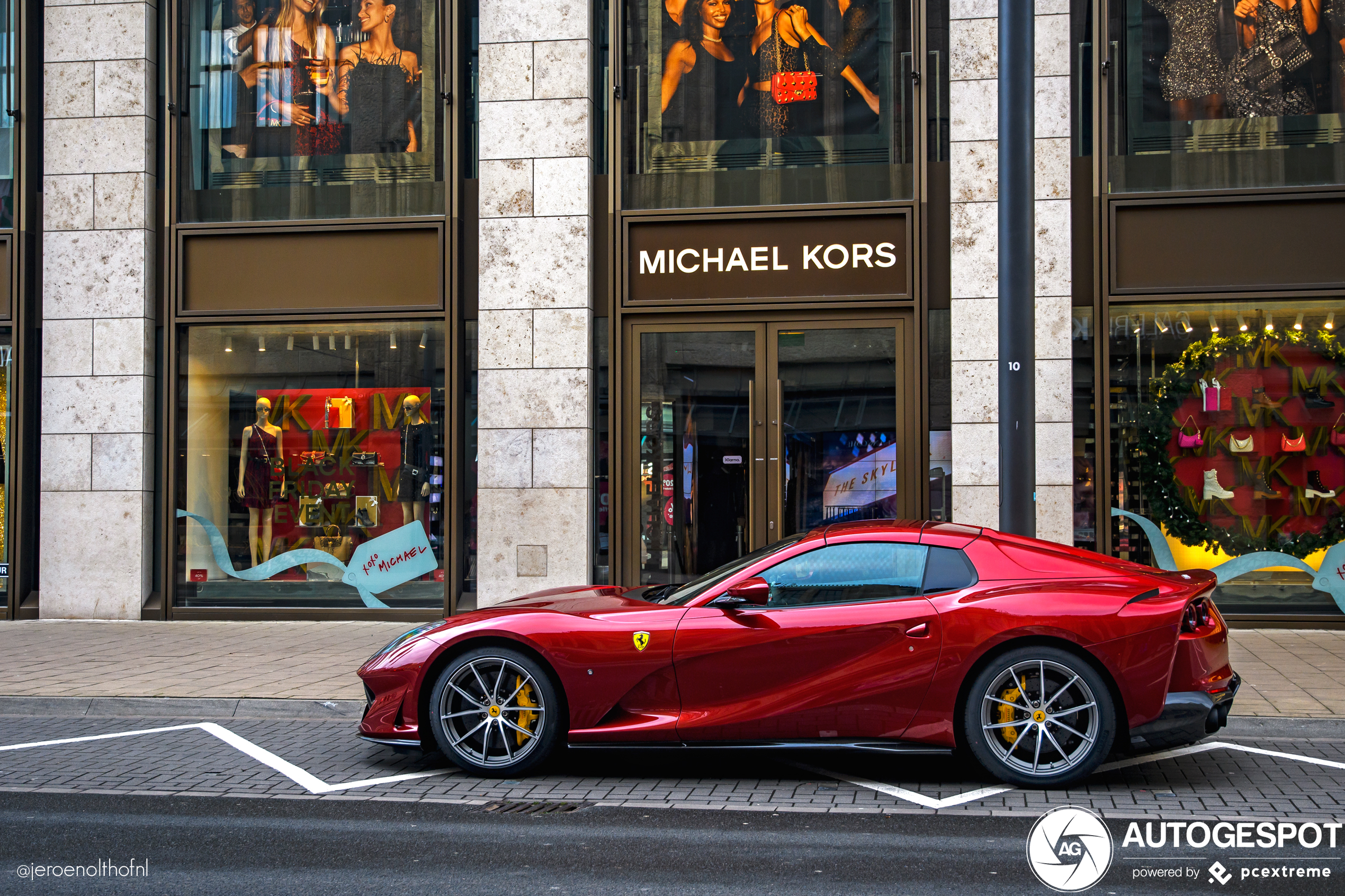 Ferrari 812 GTS