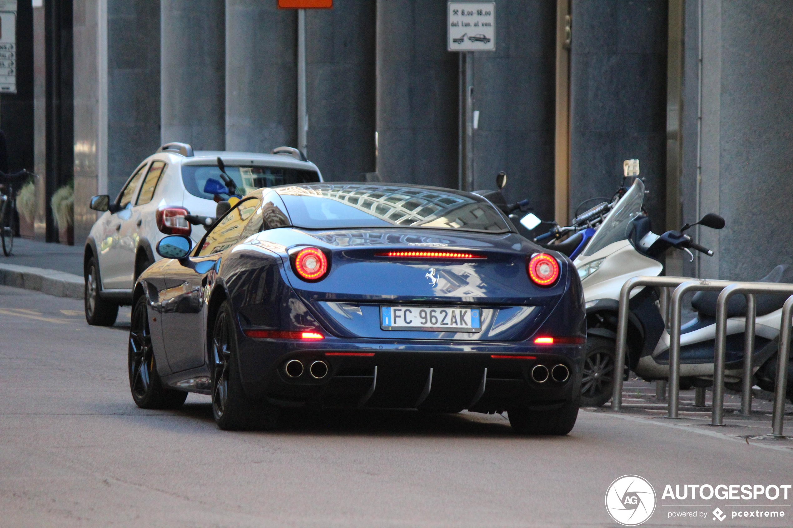 Ferrari California T