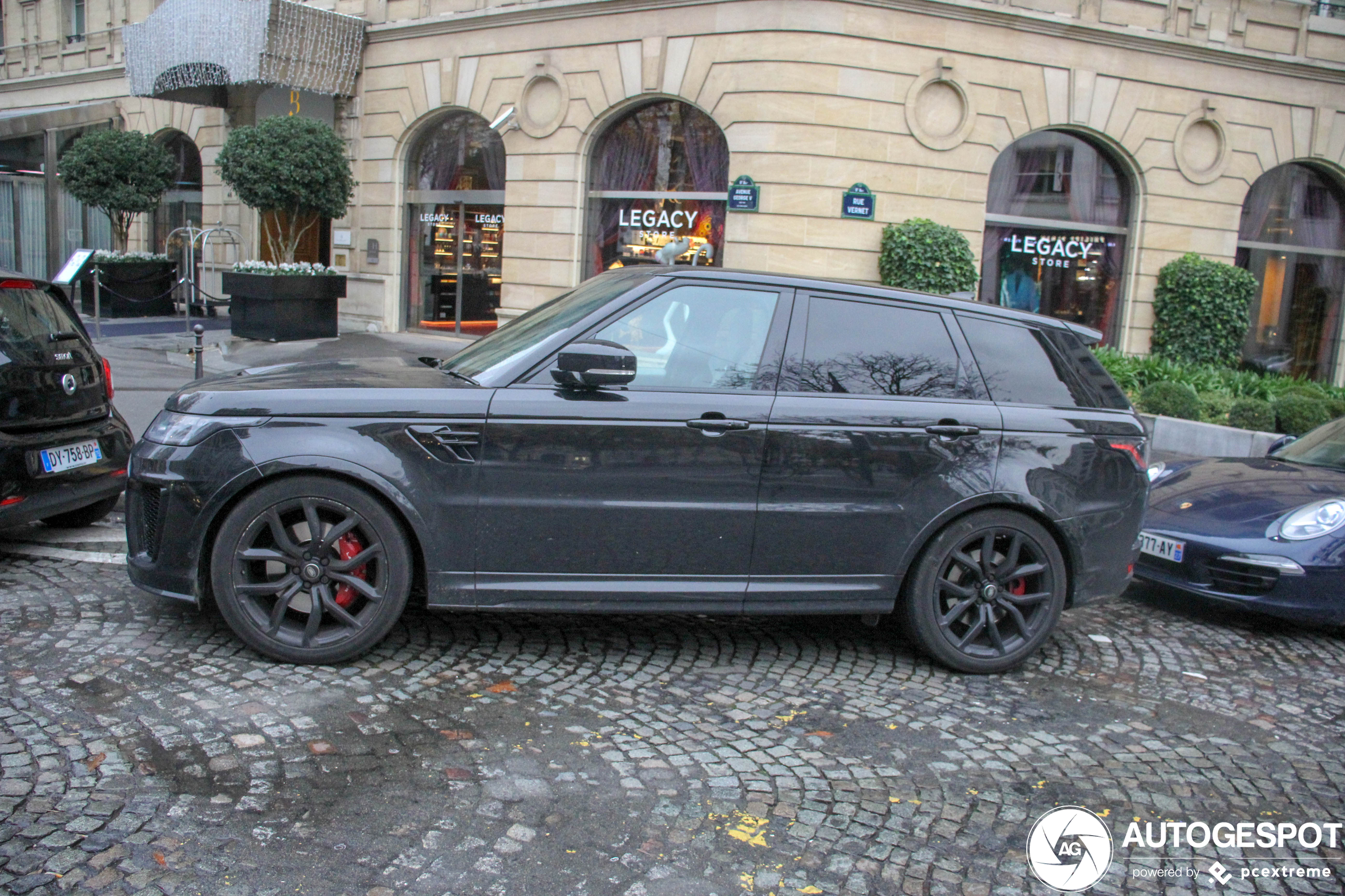 Land Rover Range Rover Sport SVR 2018