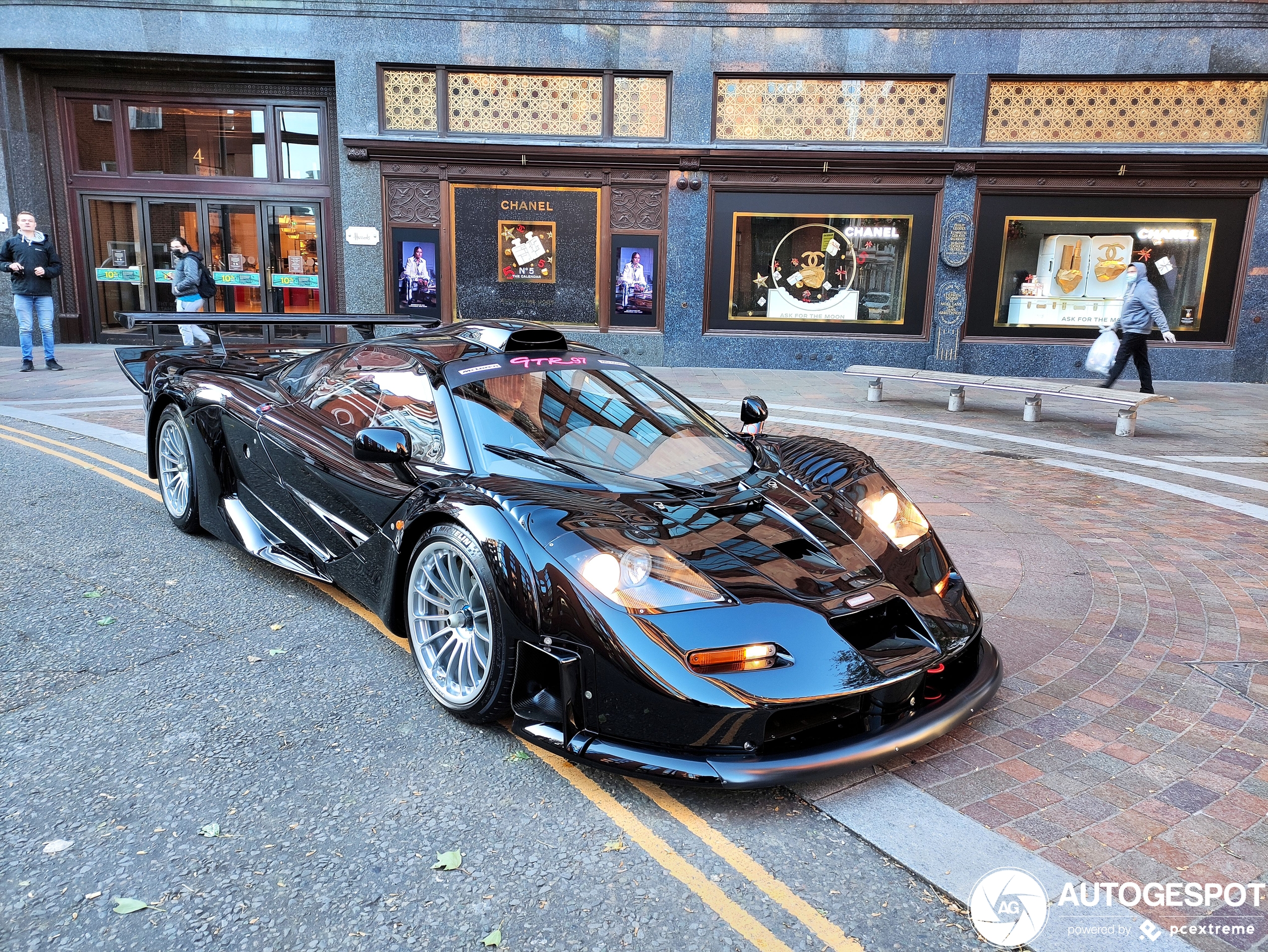 Ongekend! McLaren F1 GTR Longtail gespot in Londen